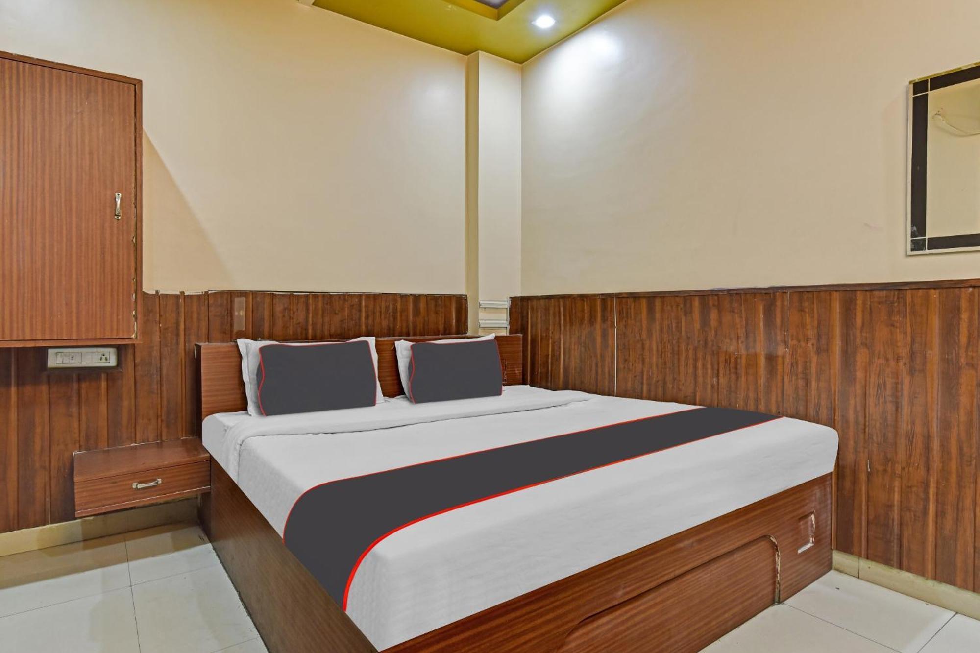 Hotel Collection O Royal Plaza Pushkar Exterior foto